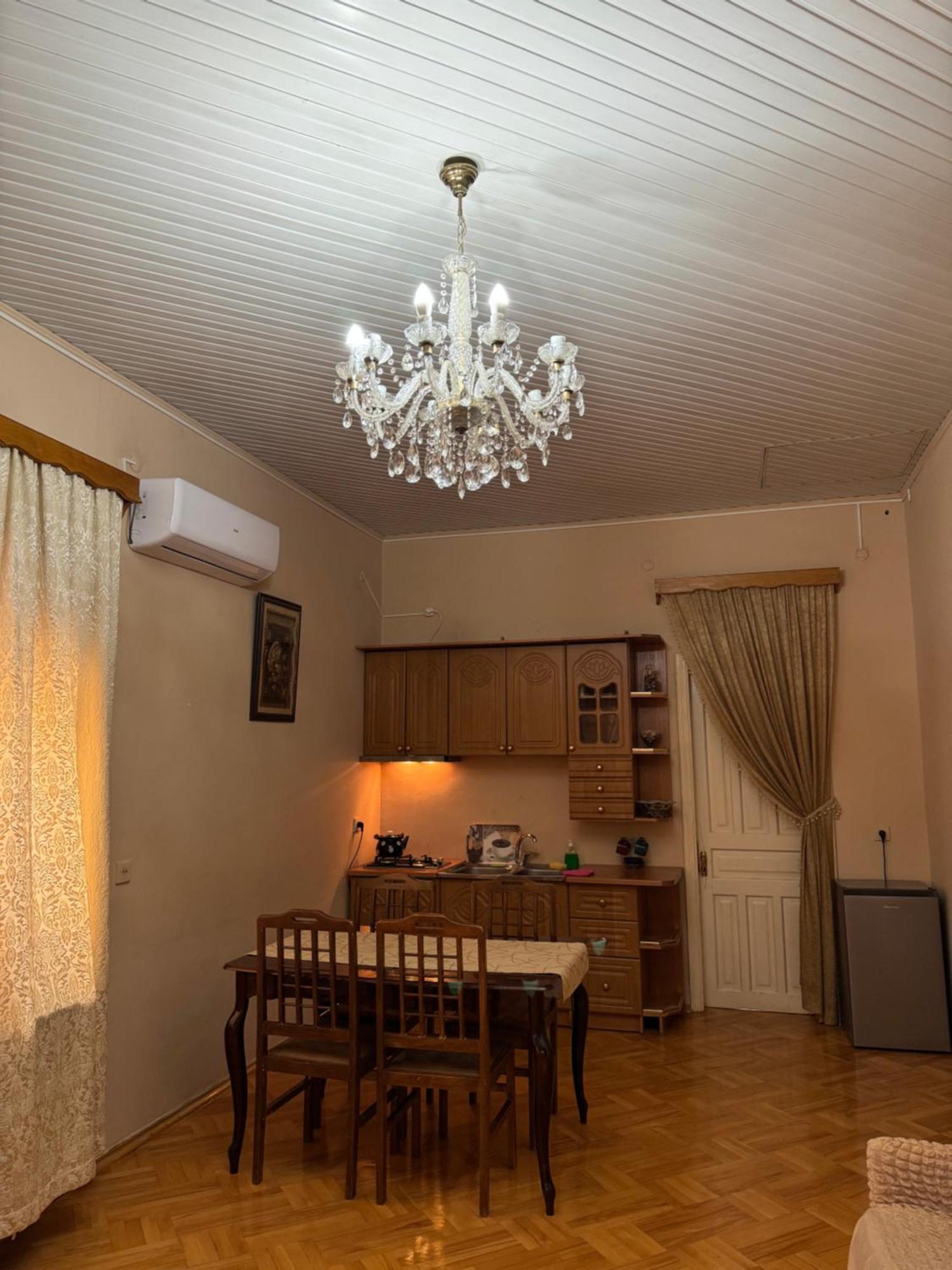 Host N1 Apartment Kutaisi Bagian luar foto